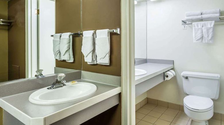 <b>Days Inn & Suites Logan Room</b>. Images powered by <a href="https://iceportal.shijigroup.com/" title="IcePortal" target="_blank">IcePortal</a>.
