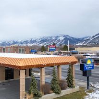 Days Inn & Suites Logan