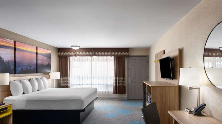 Days Inn Klamath Falls Suite