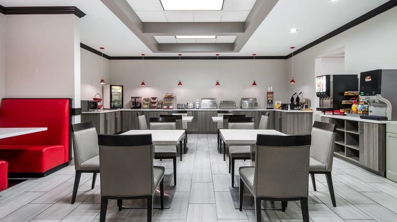 <b>Hawthorn Suites by Wyndham Lubbock Restaurant</b>. Images powered by <a href="https://iceportal.shijigroup.com/" title="IcePortal" target="_blank">IcePortal</a>.