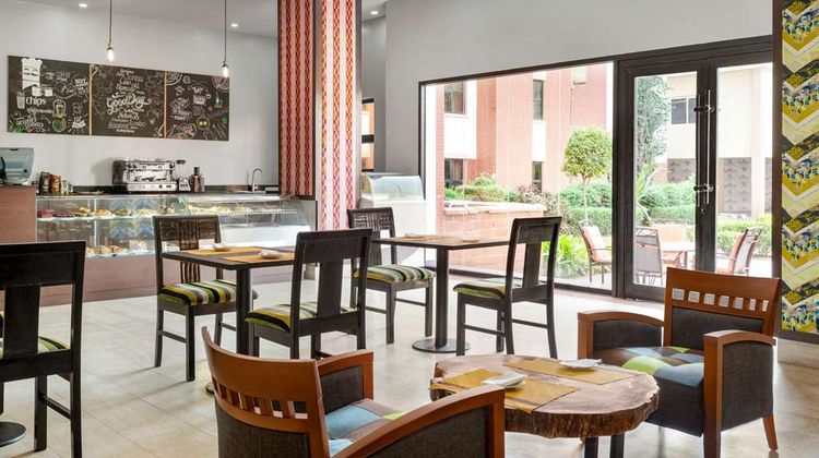 Hawthorn Suites by Wyndham Abuja Restaurant