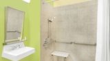 Microtel Inn & Suites Tuscumbia Room