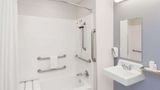 Microtel Inn & Suites by Wyndham Elkhart Room
