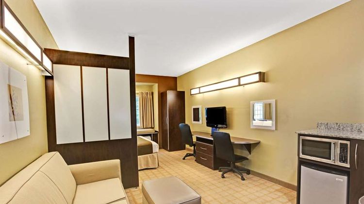 Microtel Inn & Suites Bryson City Suite