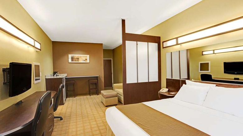 <b>Microtel Inn & Suites Bryson City Suite</b>. Images powered by <a href="https://iceportal.shijigroup.com/" title="IcePortal" target="_blank">IcePortal</a>.