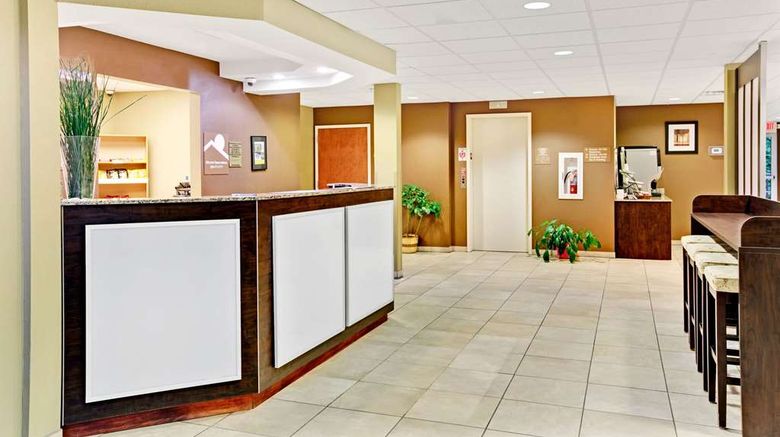 <b>Microtel Inn & Suites Bryson City Lobby</b>. Images powered by <a href="https://iceportal.shijigroup.com/" title="IcePortal" target="_blank">IcePortal</a>.