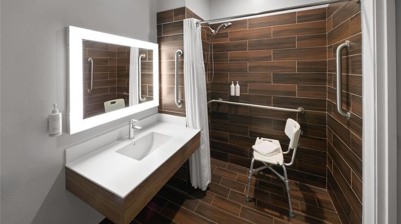<b>Microtel Inn & Suites Airport Room</b>. Images powered by <a href="https://iceportal.shijigroup.com/" title="IcePortal" target="_blank">IcePortal</a>.