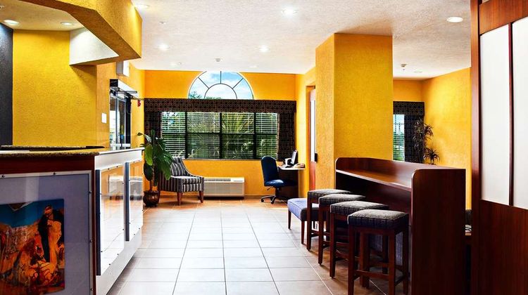 Microtel Inn & Suites New Braunfels Lobby