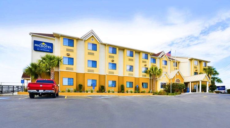 Microtel Inn & Suites New Braunfels Exterior