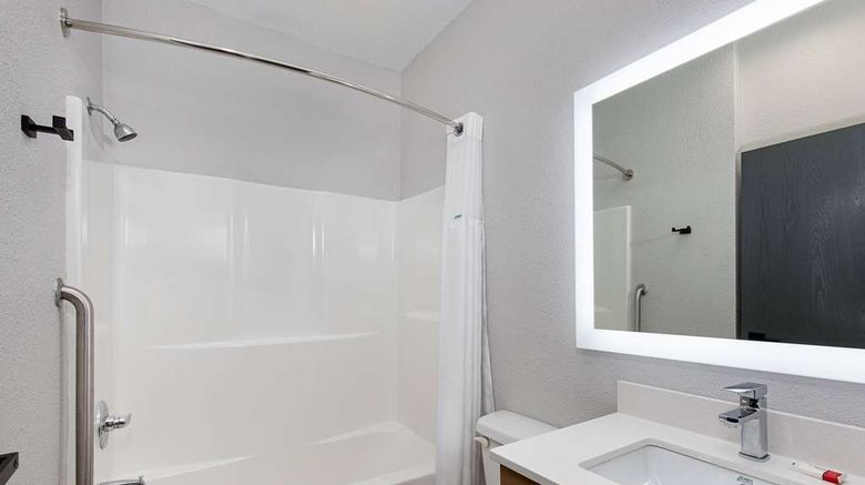 <b>Microtel Inn & Suites Manchester Room</b>. Images powered by <a href="https://iceportal.shijigroup.com/" title="IcePortal" target="_blank">IcePortal</a>.