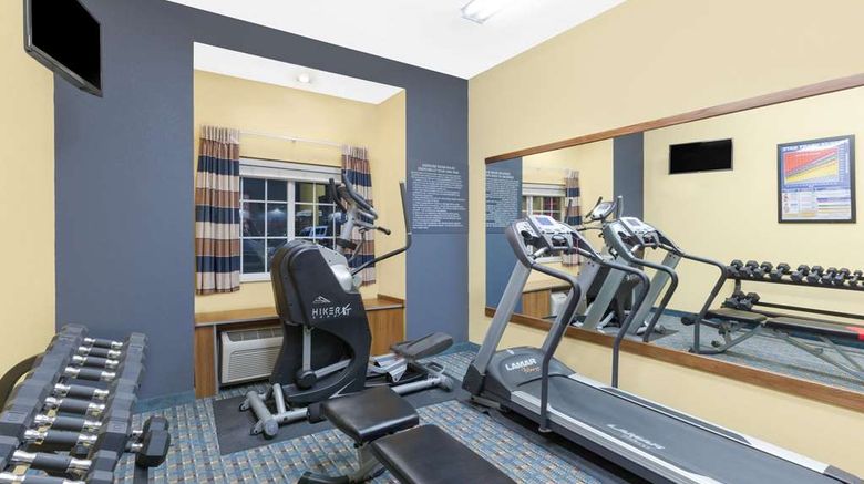 <b>Microtel Inn & Suites by Wyndham Kearney Health</b>. Images powered by <a href="https://iceportal.shijigroup.com/" title="IcePortal" target="_blank">IcePortal</a>.