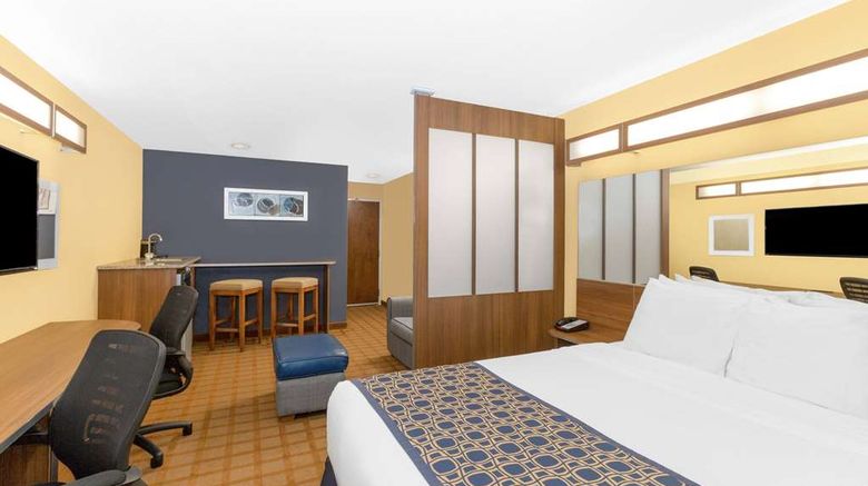 <b>Microtel Inn & Suites by Wyndham Kearney Suite</b>. Images powered by <a href="https://iceportal.shijigroup.com/" title="IcePortal" target="_blank">IcePortal</a>.
