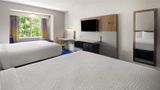 Microtel Inn & Suites by Wyndham Kearney Room