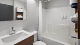 Microtel Inn & Suites by Wyndham Kearney Room