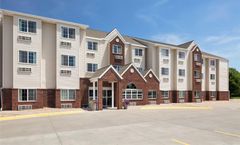 Microtel Inn & Suites by Wyndham Kearney