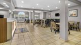 Microtel Inn & Suites Prairie du Chien Lobby