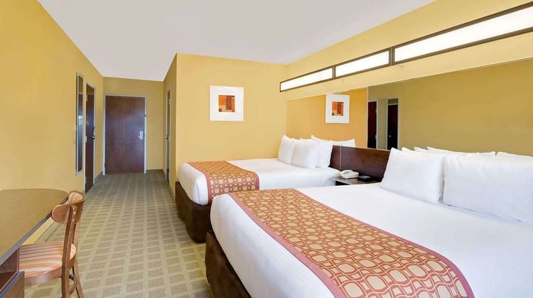 Microtel Inn & Suites Room