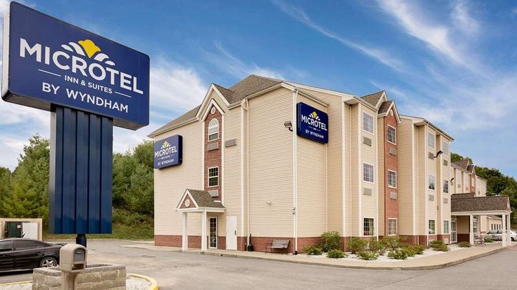 Microtel Inn & Suites Exterior