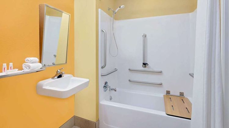 Microtel Inn & Suites Room