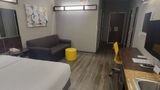 Microtel Inn & Suites Council Bluffs Suite