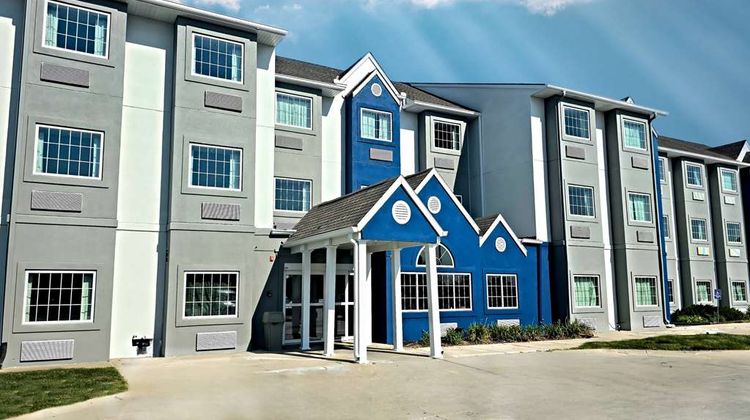Microtel Inn & Suites Council Bluffs Exterior