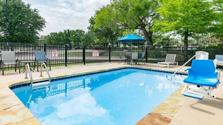 Microtel Inn & Suites by Wyndham Austin Pool
