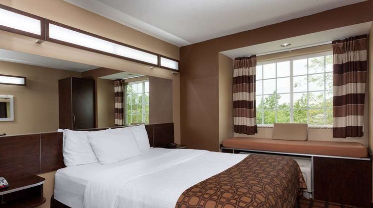 Microtel Inn & Suites at Fort Jackson Suite