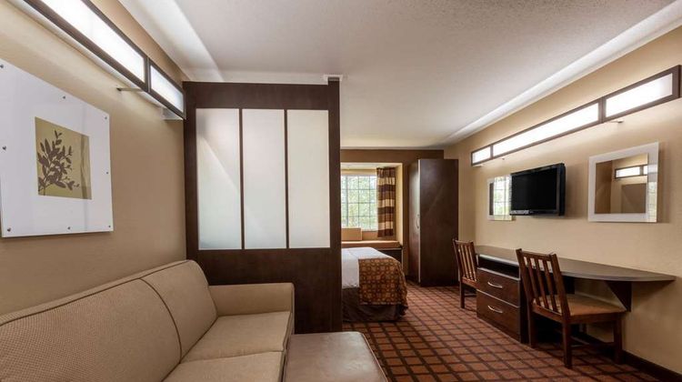 Microtel Inn & Suites at Fort Jackson Suite