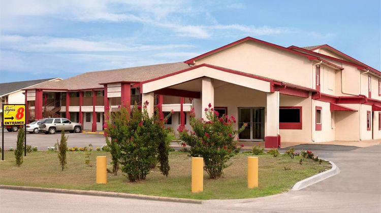 Super 8 Corsicana Exterior