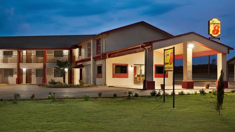 Super 8 Corsicana Exterior