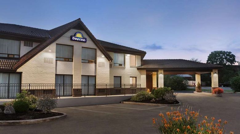 <b>Days Inn Miramichi NB Exterior</b>. Images powered by <a href="https://iceportal.shijigroup.com/" title="IcePortal" target="_blank">IcePortal</a>.