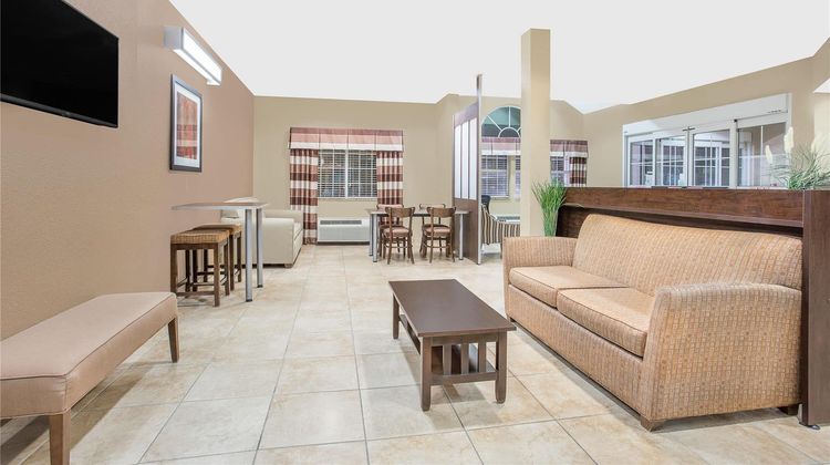 Microtel Inn & Suites Mansfield Lobby