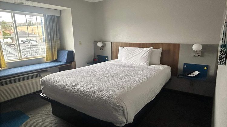 Microtel Inn & Suites Mansfield Room