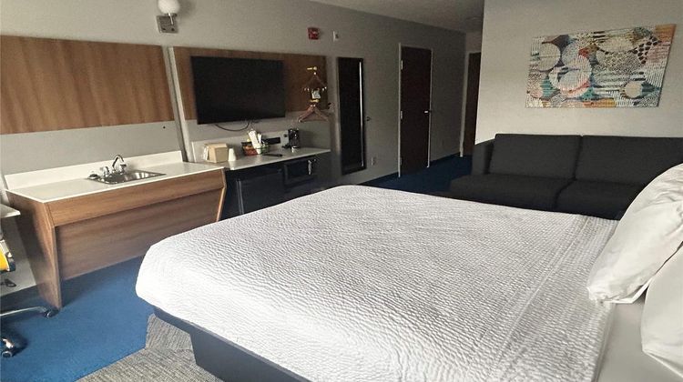 Microtel Inn & Suites Mansfield Room