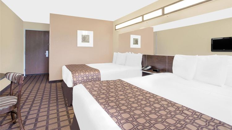 Microtel Inn & Suites Mansfield Room