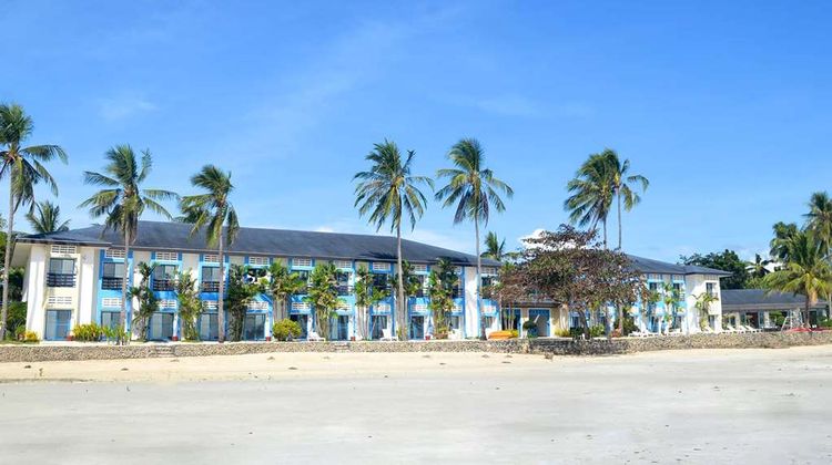 Microtel Inn & Suites Puerto Princesa Exterior