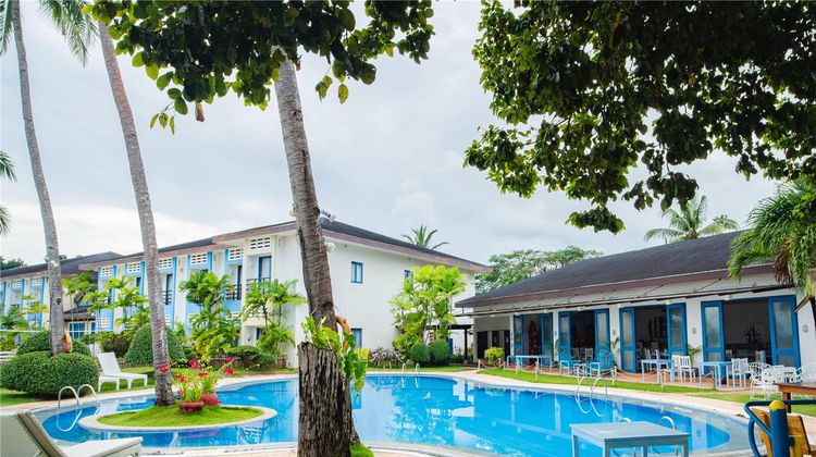 Microtel Inn & Suites Puerto Princesa Pool