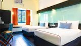 Microtel Inn & Suites Puerto Princesa Room
