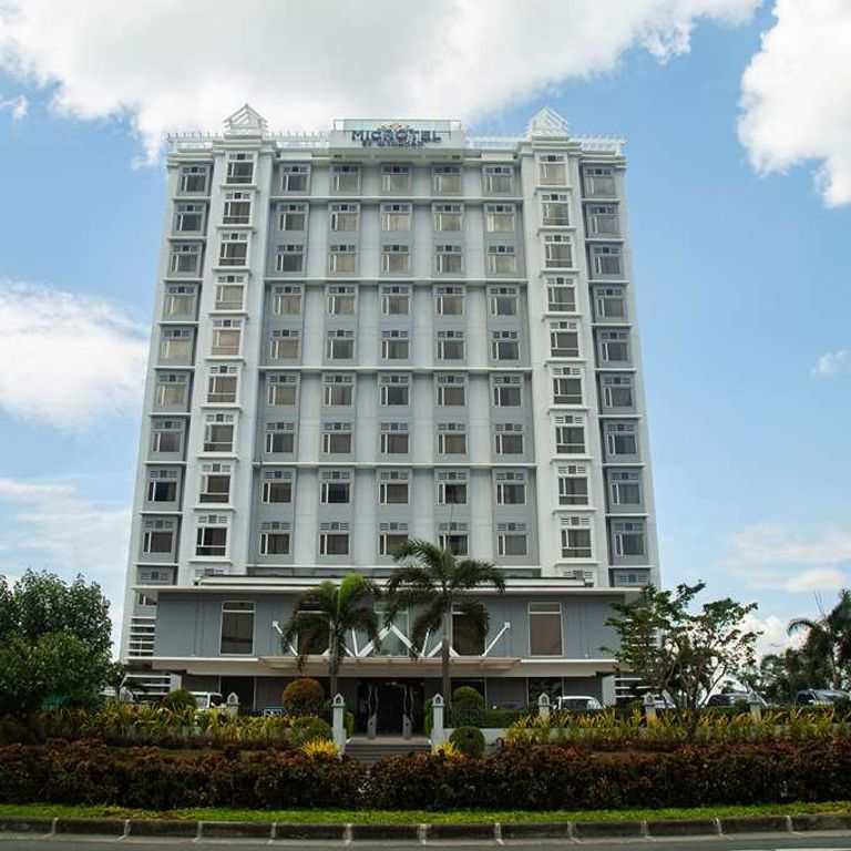 Microtel Inn & Suites at Mall of Asia