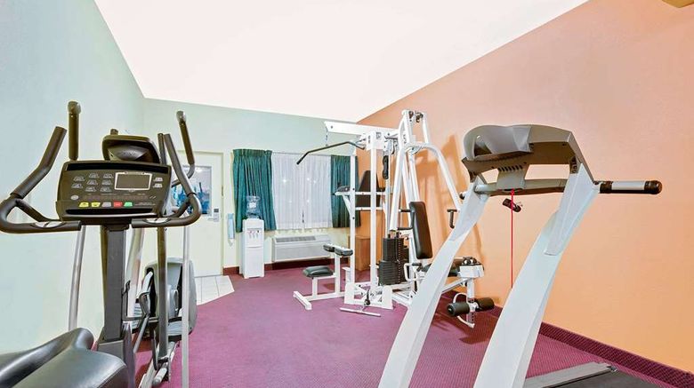 <b>Days Inn Waynesboro Health</b>. Images powered by <a href="https://iceportal.shijigroup.com/" title="IcePortal" target="_blank">IcePortal</a>.