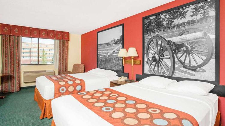 Super 8 Gettysburg Room