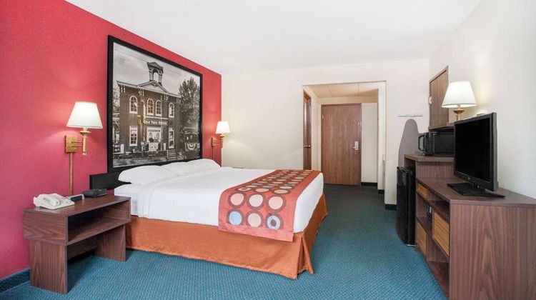 Super 8 Gettysburg Room