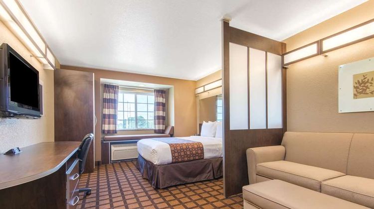 Microtel Inn & Suites Montgomery Room