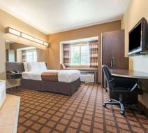 Microtel Inn & Suites Montgomery Room
