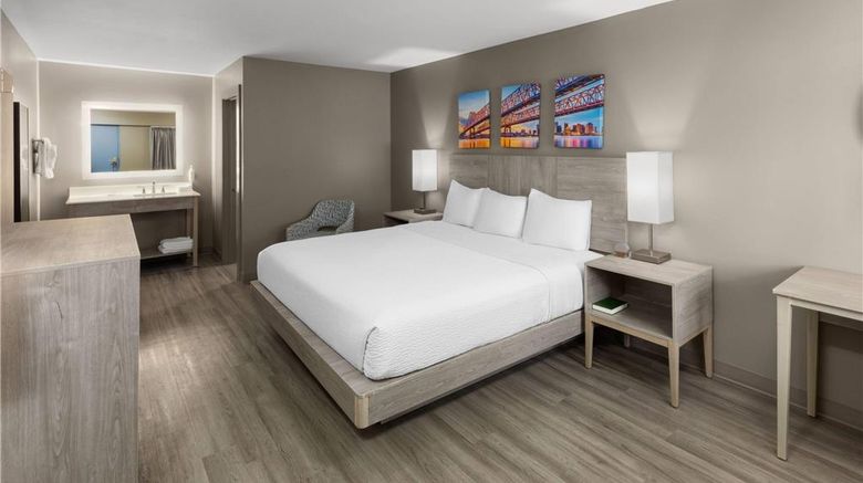 <b>Days Inn New Orleans Airport Room</b>. Images powered by <a href="https://iceportal.shijigroup.com/" title="IcePortal" target="_blank">IcePortal</a>.