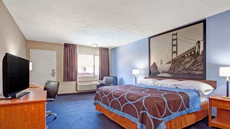 <b>Super 8 Albany Room</b>. Images powered by <a href="https://iceportal.shijigroup.com/" title="IcePortal" target="_blank">IcePortal</a>.