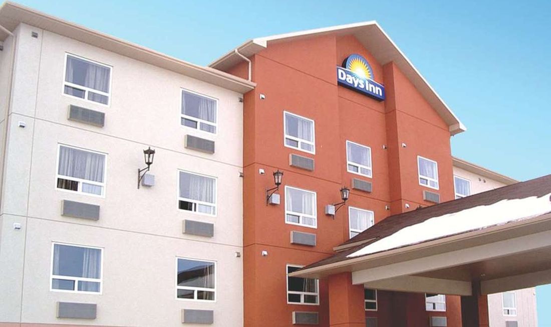 Days Inn Athabasca Exterior