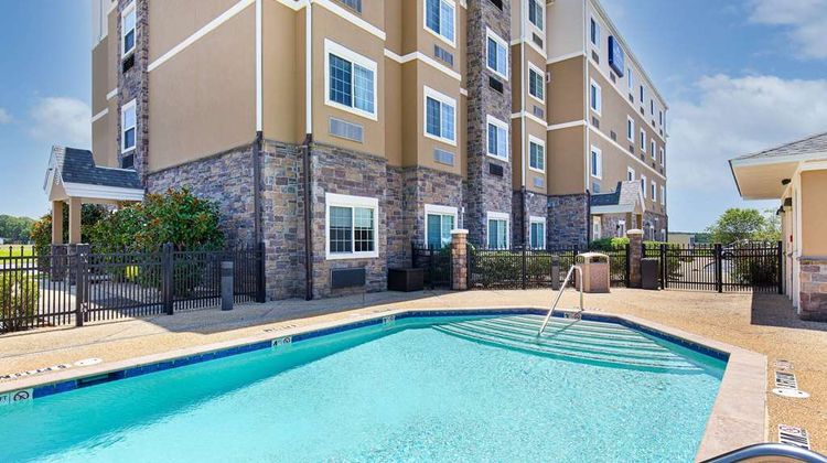 Microtel Inn & Suites by Wyndham Opelika Pool