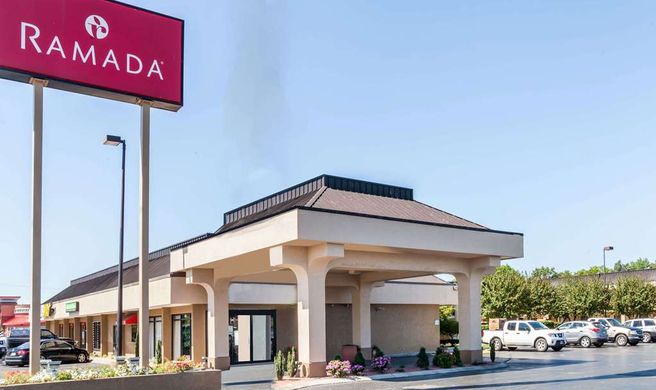 Ramada Lebanon Exterior