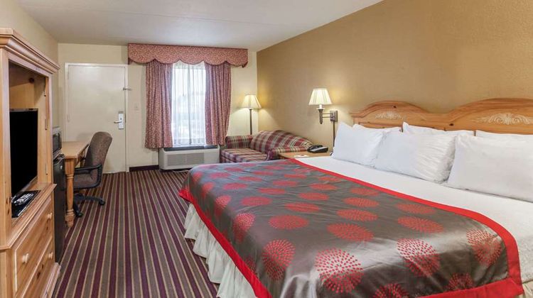 Ramada Lebanon Room